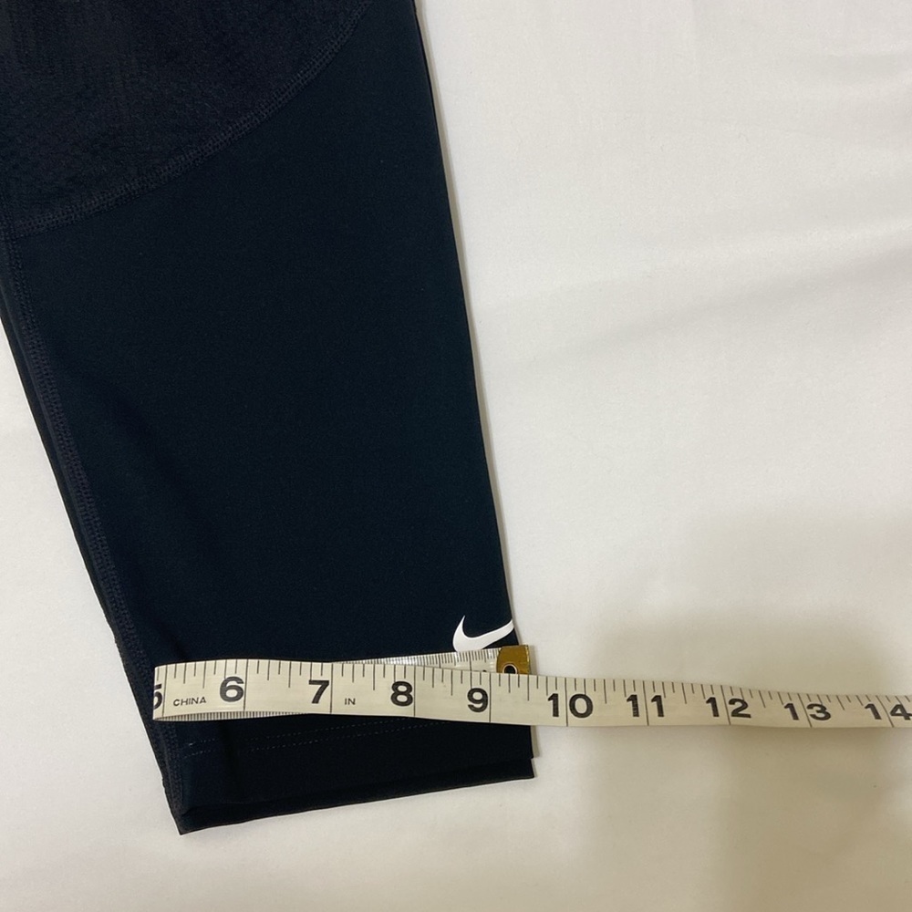 NIKE PRO DRI-FIT WOMEN’S BLACK LEGGINGS. MEDIUM. - Picture 12 of 14